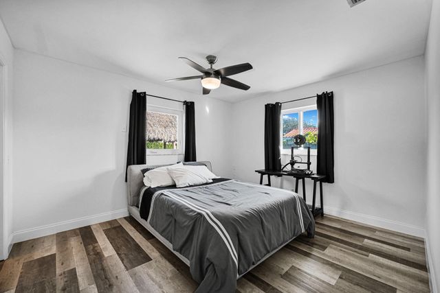 9921 NW 38th St, Coral Springs, FL 33065