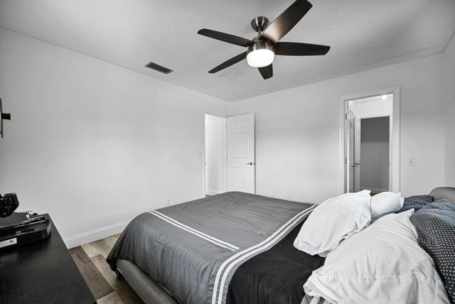 9921 NW 38th St, Coral Springs, FL 33065