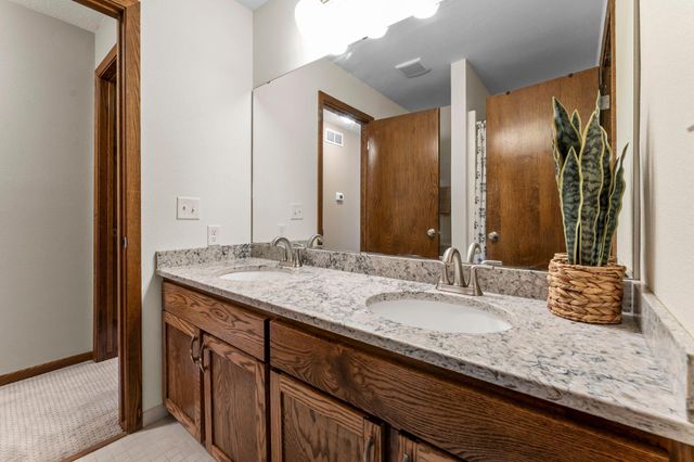 3096 Dolores Drive, Saint Cloud, MN 56303