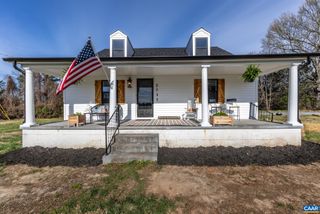 2733 CEDAR LANE RD, Kents Store, VA 23084