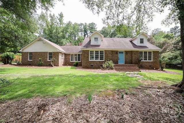 215 Lenox Road, Athens, GA 30606