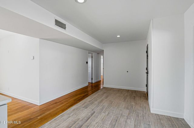 932 MESITA Drive, El Paso, TX 79902