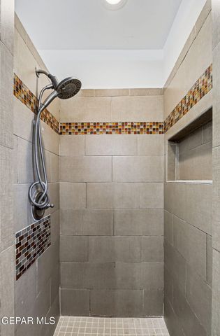 932 MESITA Drive, El Paso, TX 79902