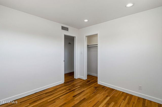 932 MESITA Drive, El Paso, TX 79902