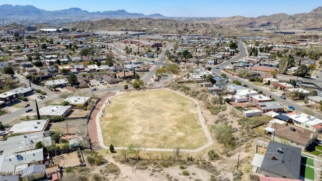 932 MESITA Drive, El Paso, TX 79902