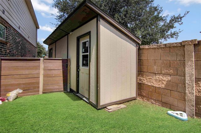 5203 Kingship Court, Katy, TX 77493