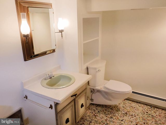 9301 DOGWOOD RD, Baltimore, MD 21244