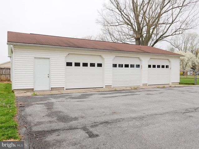 9301 DOGWOOD RD, Baltimore, MD 21244