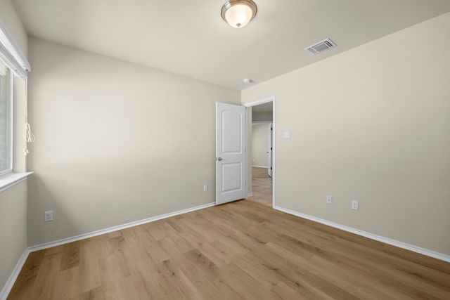 101 Plata Lane, Jarrell, TX 76537