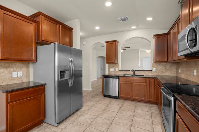 101 Plata Lane, Jarrell, TX 76537