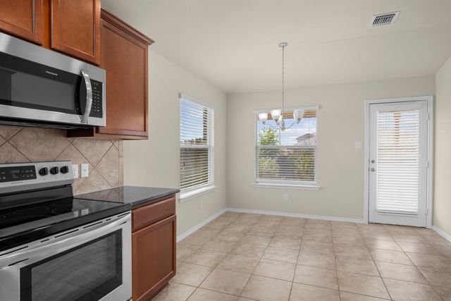 101 Plata Lane, Jarrell, TX 76537