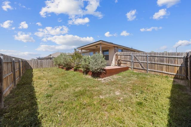 101 Plata Lane, Jarrell, TX 76537