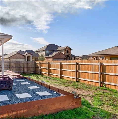 101 Plata Lane, Jarrell, TX 76537