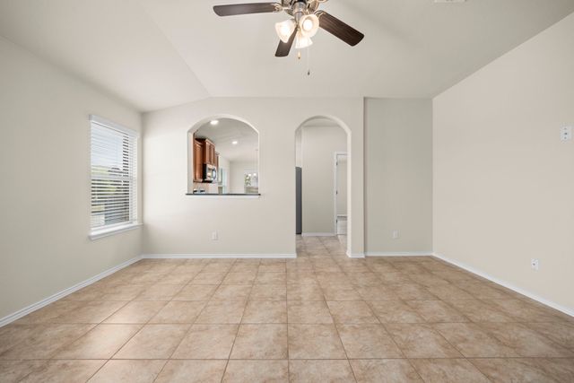 101 Plata Lane, Jarrell, TX 76537