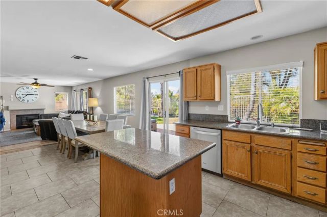 32166 Via Arias, Temecula, CA 92592