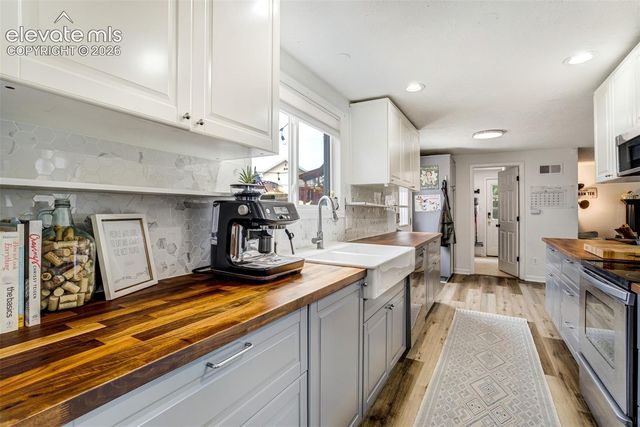 2255 Allyn Way, Colorado Springs, CO 80915