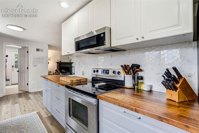 2255 Allyn Way, Colorado Springs, CO 80915