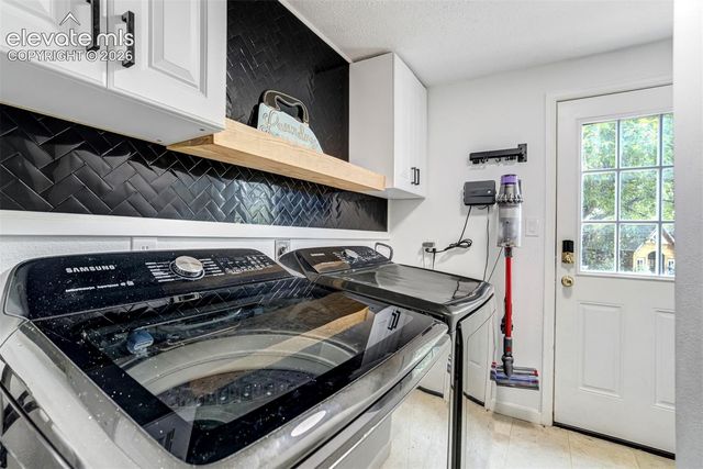 2255 Allyn Way, Colorado Springs, CO 80915