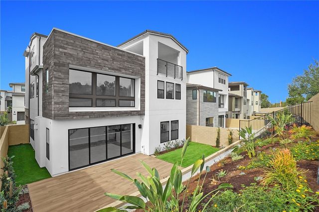 168 Creation, Irvine, CA 92618