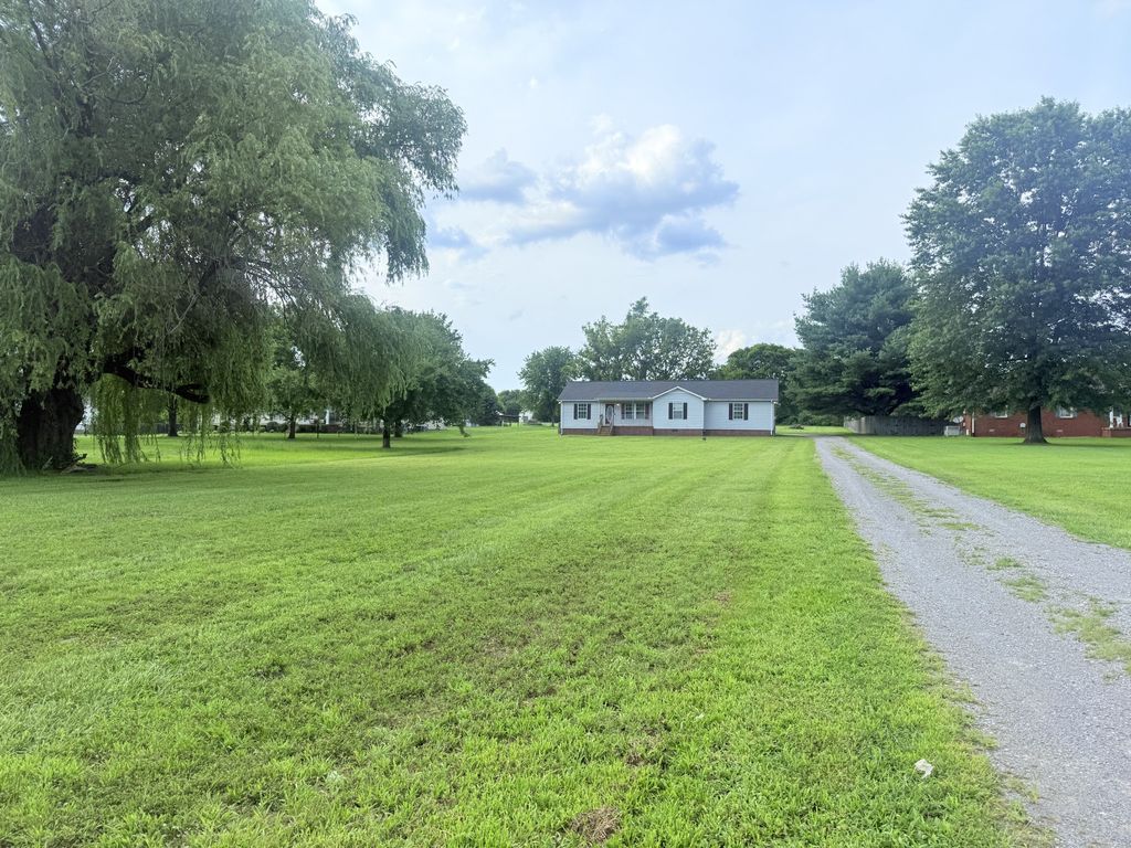 2515 Africa Rd, Lebanon, TN 37087