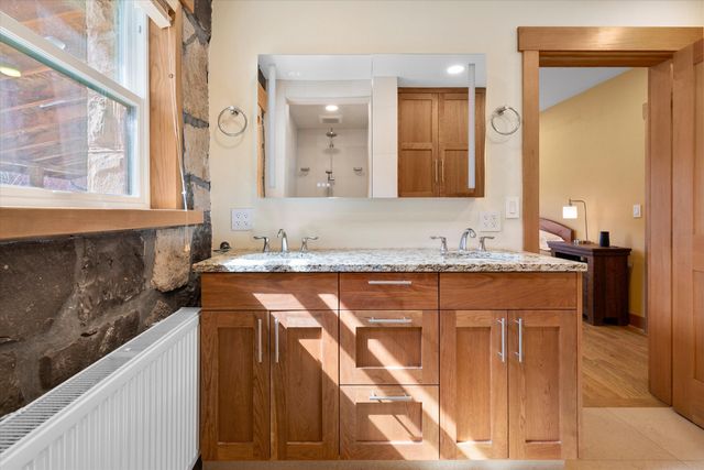 61900 Anker Lane, Bend, OR 97702