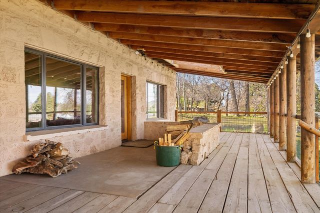 61900 Anker Lane, Bend, OR 97702