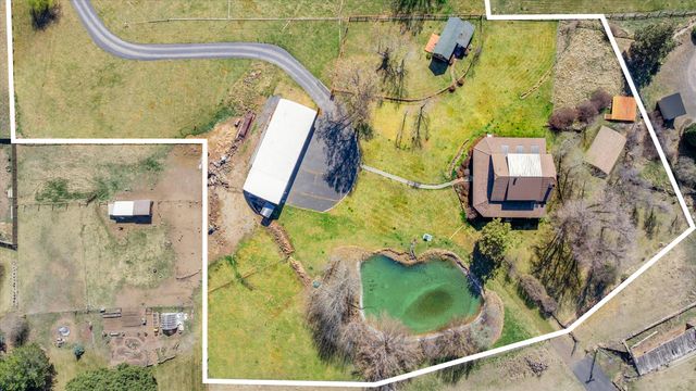 61900 Anker Lane, Bend, OR 97702