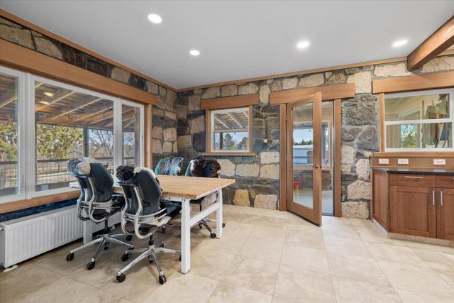 61900 Anker Lane, Bend, OR 97702