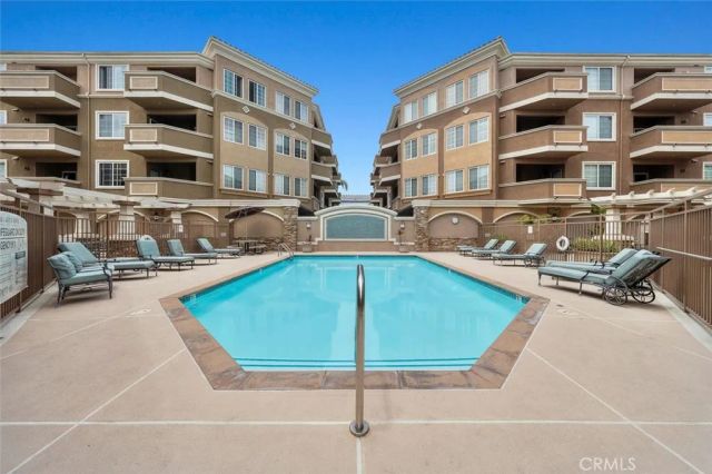 2750 Artesia 240, Redondo Beach, CA 90278