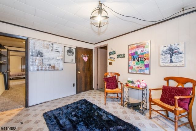 127 Horseneck Rd, Fairfield Twp., NJ 07004