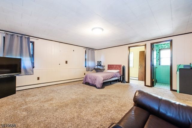 127 Horseneck Rd, Fairfield Twp., NJ 07004