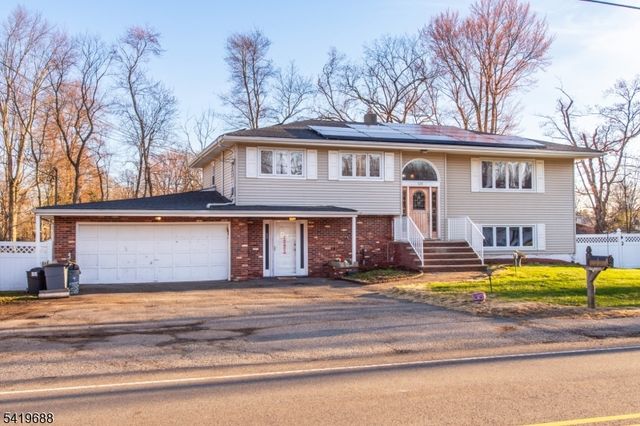 127 Horseneck Rd, Fairfield Twp., NJ 07004