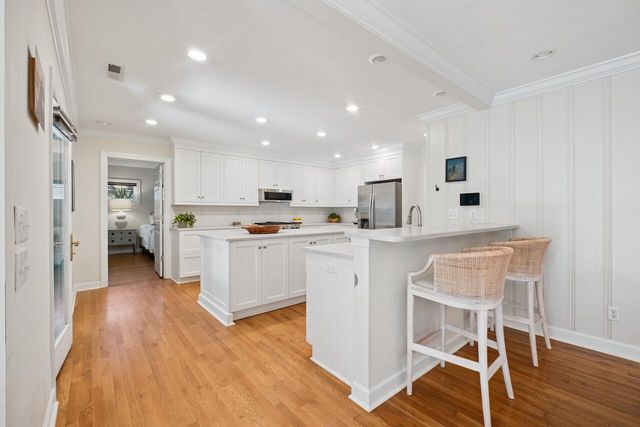 933 S Shem Drive, Mount Pleasant, SC 29464