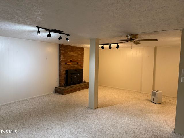 480 Ventura Circle, Bristol, VA 24201