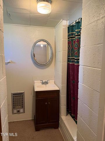 480 Ventura Circle, Bristol, VA 24201