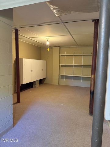 480 Ventura Circle, Bristol, VA 24201