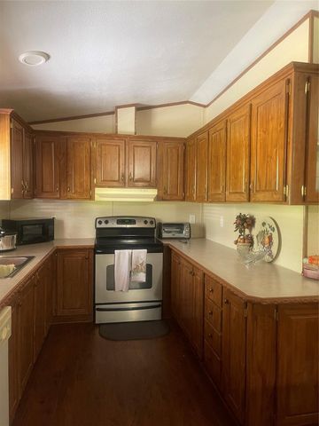 280 County Road 6478, Dayton, TX 77535