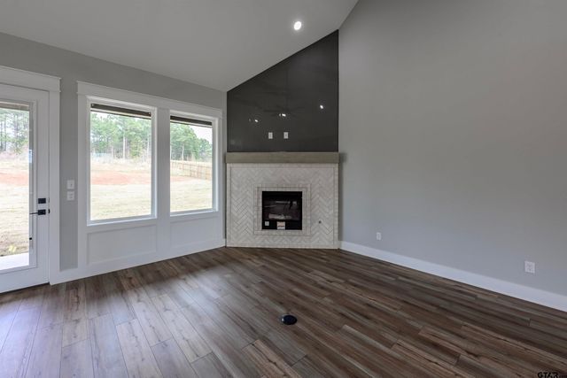 2067 County Road 2138, Troup, TX 75789