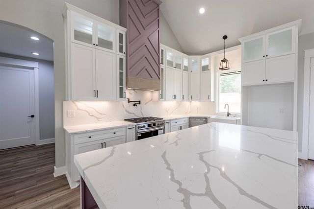 2067 County Road 2138, Troup, TX 75789