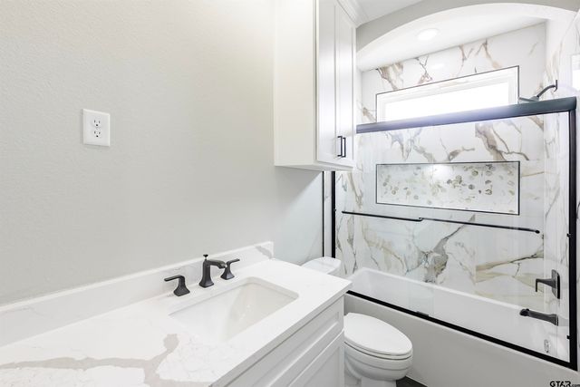 2067 County Road 2138, Troup, TX 75789