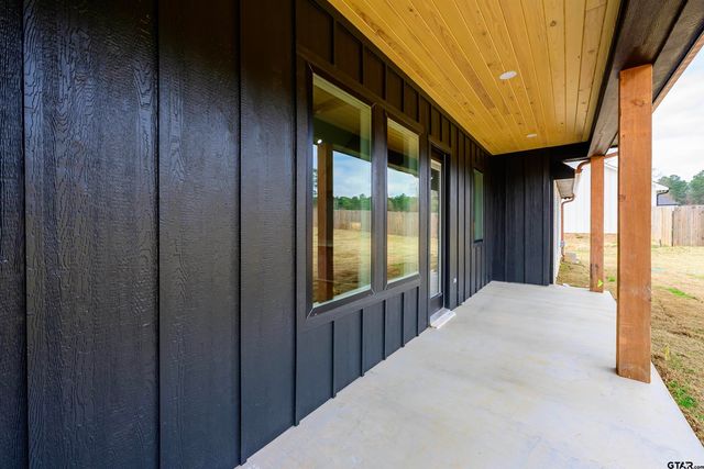 2067 County Road 2138, Troup, TX 75789