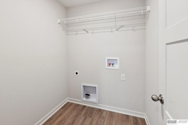 8954 S 21st Street, Bellevue, NE 68147