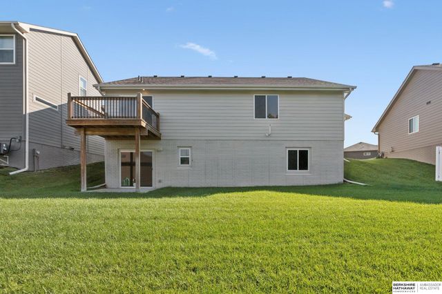 8954 S 21st Street, Bellevue, NE 68147