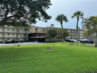 9355 SW 8th Street 421, Boca Raton, FL 33428