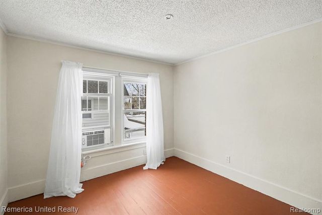 224 S 2nd Street, Brighton, MI 48116