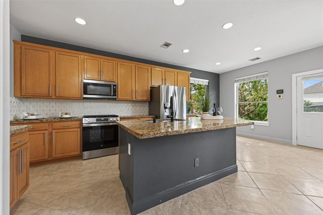 114 Buck Trail Place, Spring, TX 77389