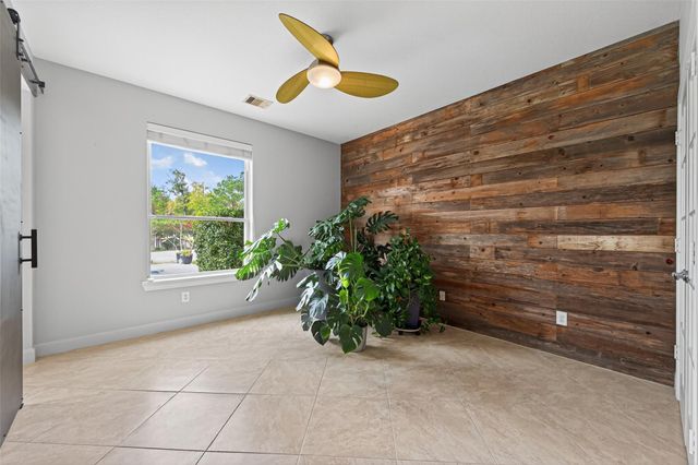 114 Buck Trail Place, Spring, TX 77389