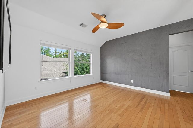 114 Buck Trail Place, Spring, TX 77389