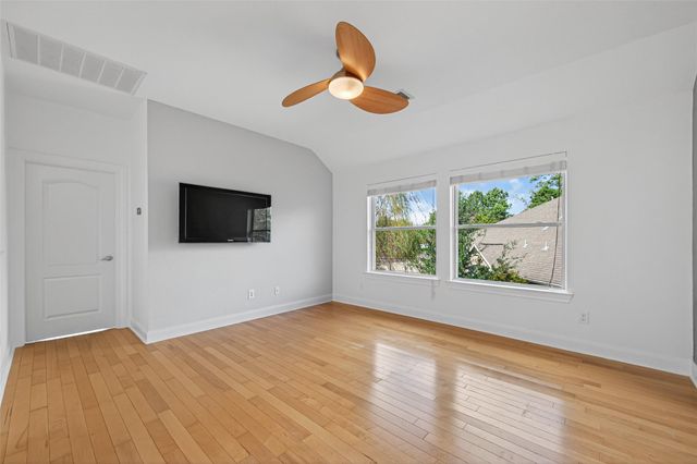 114 Buck Trail Place, Spring, TX 77389