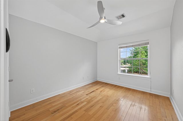 114 Buck Trail Place, Spring, TX 77389